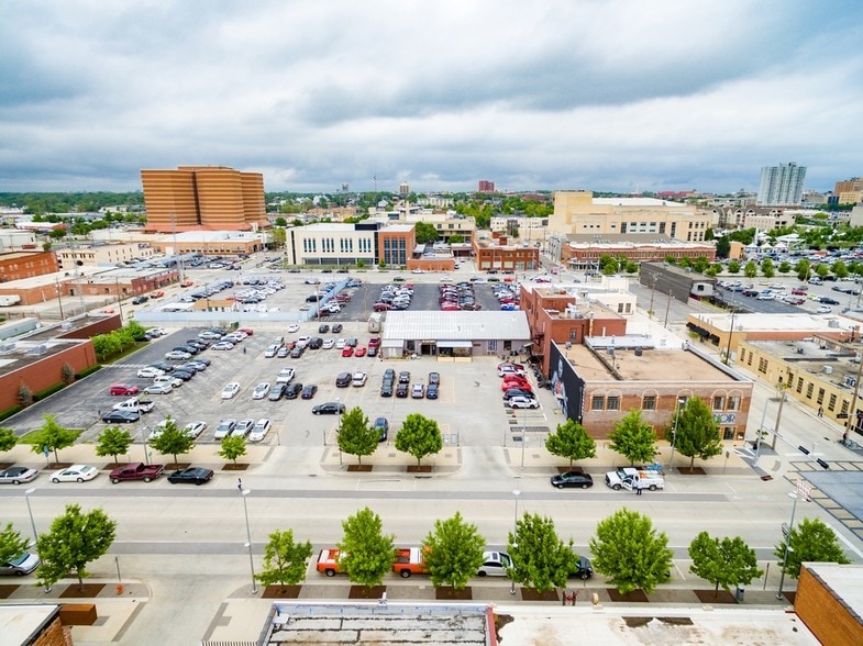 701 W Sheridan Ave, Oklahoma City, OK à louer - Aérien – Image 3 sur 10
