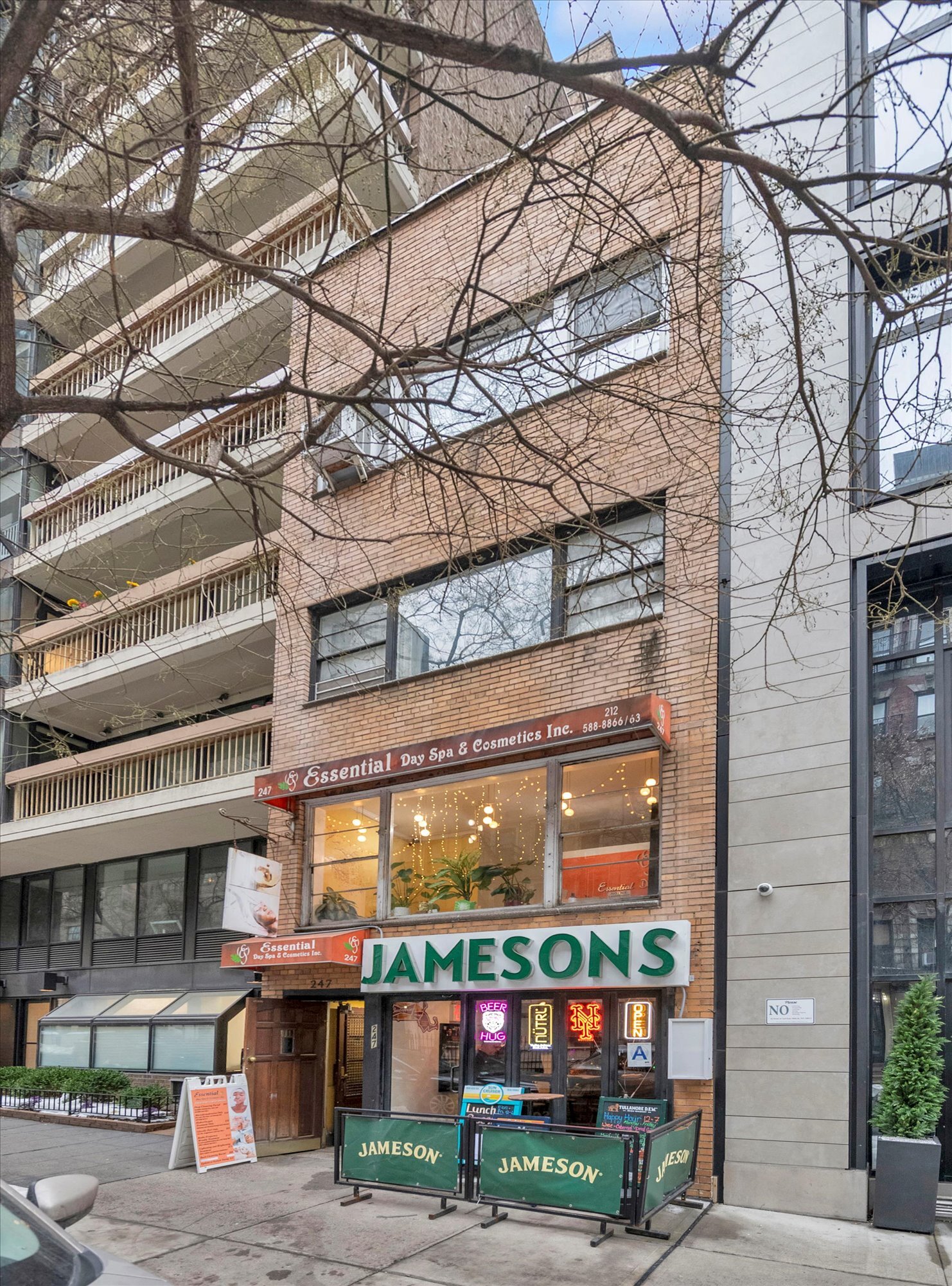 247 E 50th St, New York, NY à vendre Photo principale– Image 1 sur 26