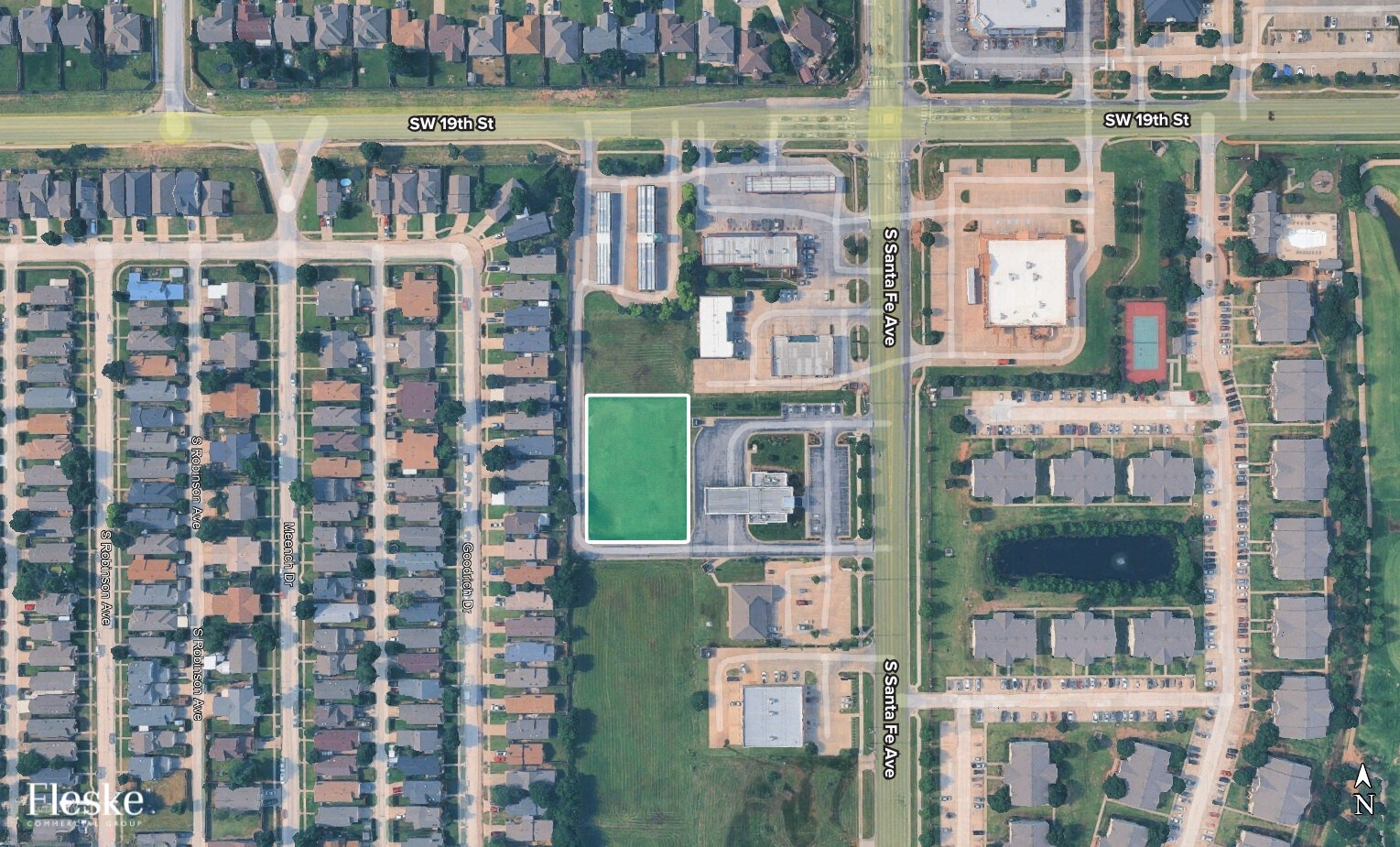 2105 Santa Fe ave, Moore, OK à vendre Photo principale– Image 1 sur 2