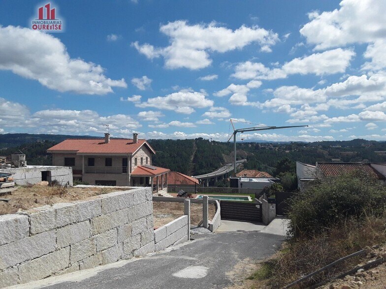 Terrain dans Barbadás, Orense à vendre - Photo principale – Image 1 sur 3