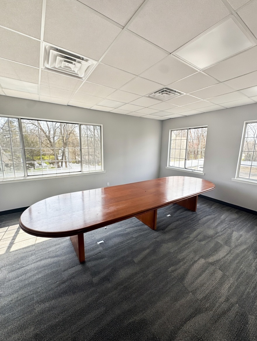 1626 US Highway 130, North Brunswick, NJ à louer Photo intérieure– Image 1 sur 9