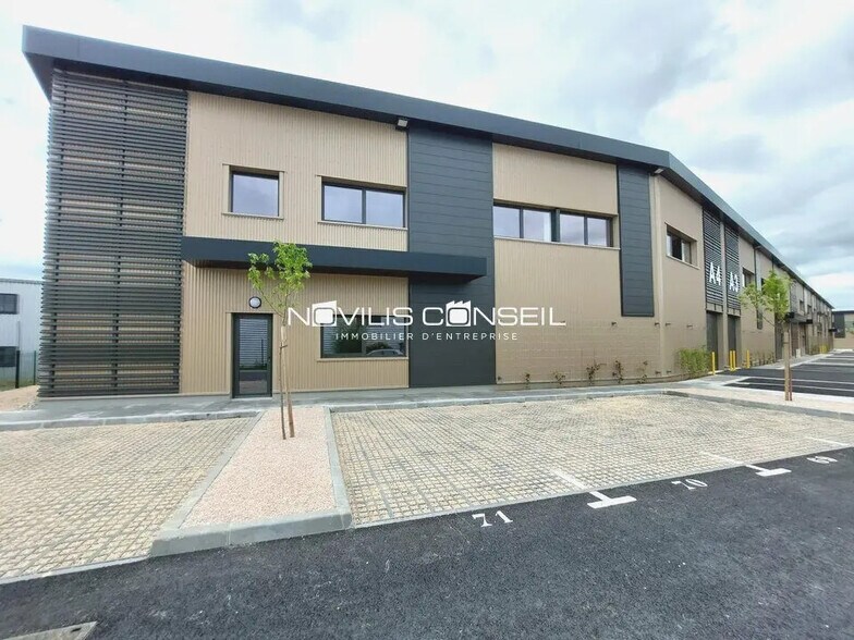 Local d’activités dans Launaguet à louer - Photo de l’immeuble – Image 1 sur 9