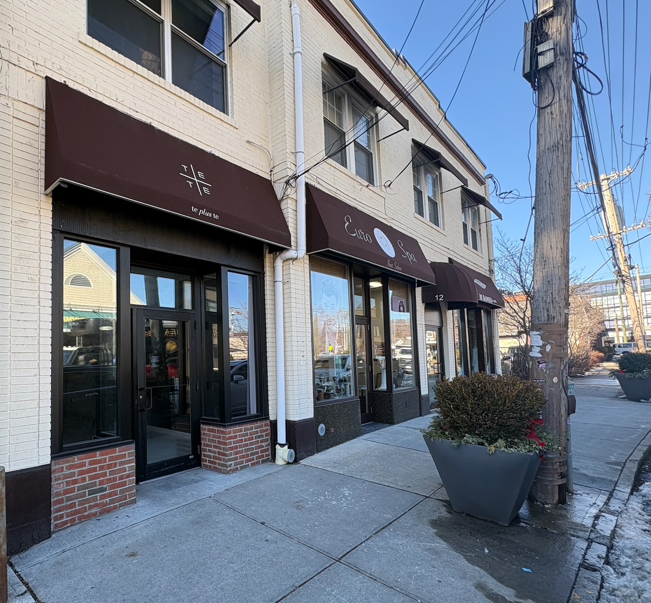 10 Marble Ave, Pleasantville, NY à louer Photo principale– Image 1 sur 33