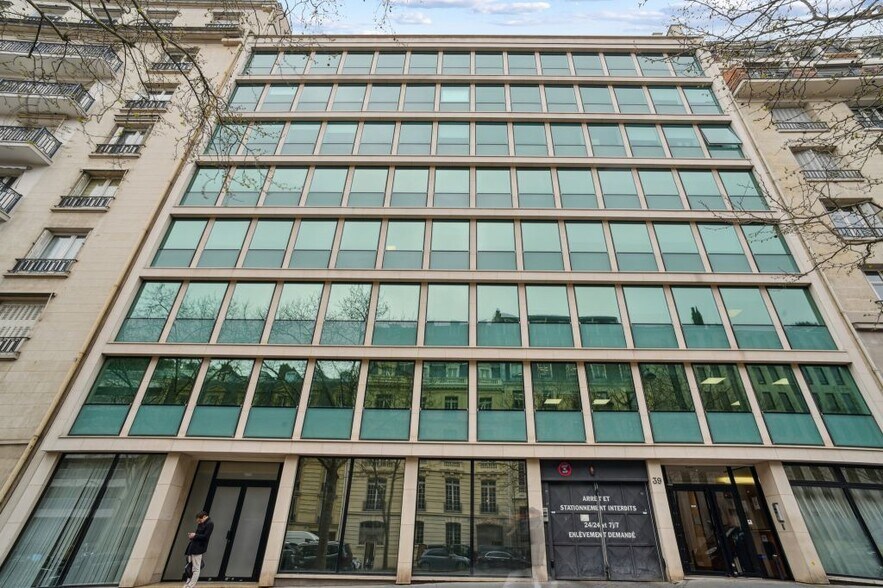 39 Avenue D'Iena, Paris à louer - Photo de l’immeuble – Image 1 sur 9