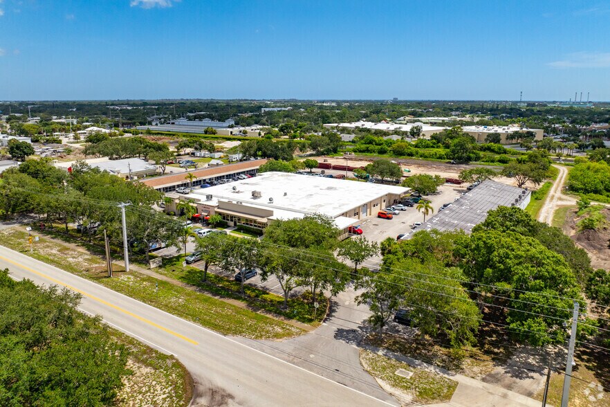 1402-1472 Old Dixie Hwy, Vero Beach, FL à louer - Aérien – Image 3 sur 13