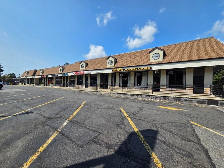 321 Broadway, Hillsdale, NJ à louer - Photo de l’immeuble – Image 2 sur 5