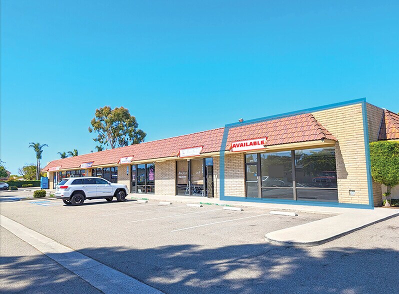 1041-1055 Patterson Rd, Oxnard, CA à louer - Photo de l’immeuble – Image 2 sur 9