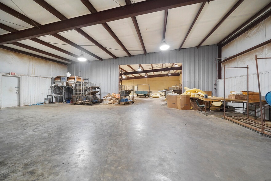 3215 Huffman Eastgate Rd, Huffman, TX à louer - Photo intérieure – Image 3 sur 8