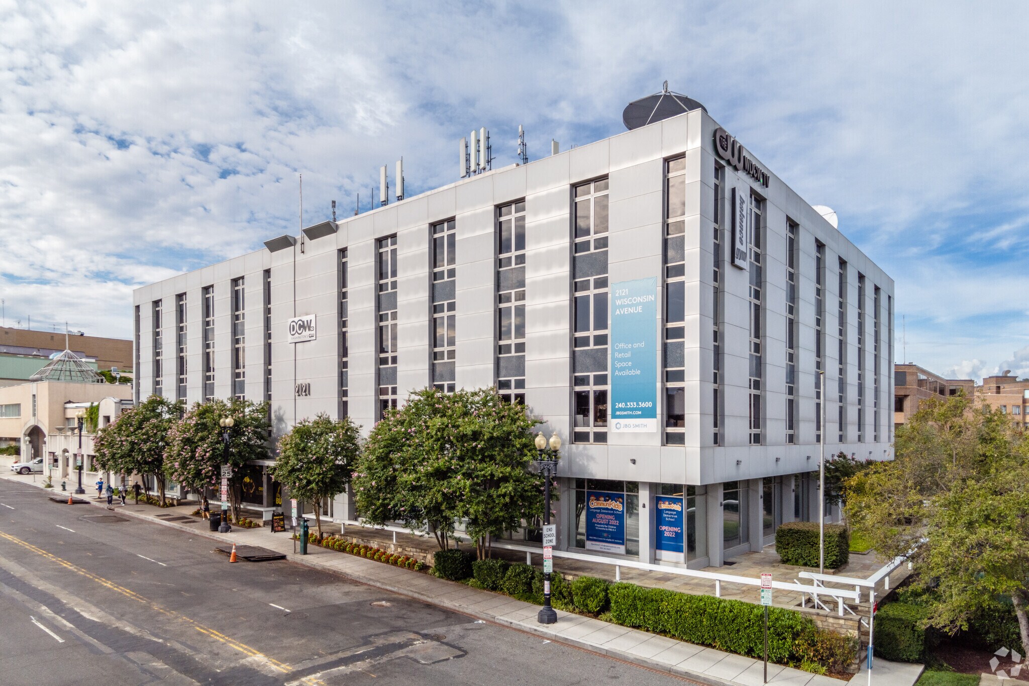 2121 Wisconsin Ave NW, Washington, DC à louer Photo de l’immeuble– Image 1 sur 10