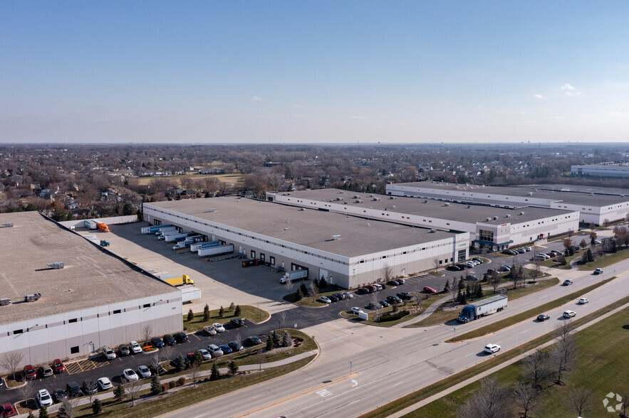 201 Gary Ave, Roselle, IL à louer - Aérien – Image 3 sur 4