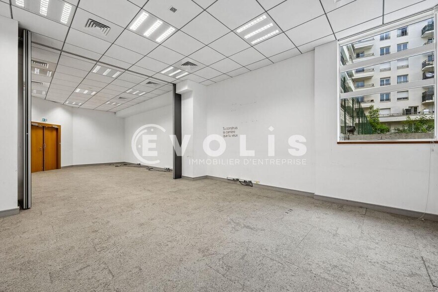 Bureau dans Issy-les-Moulineaux à louer - Photo intérieure – Image 3 sur 7