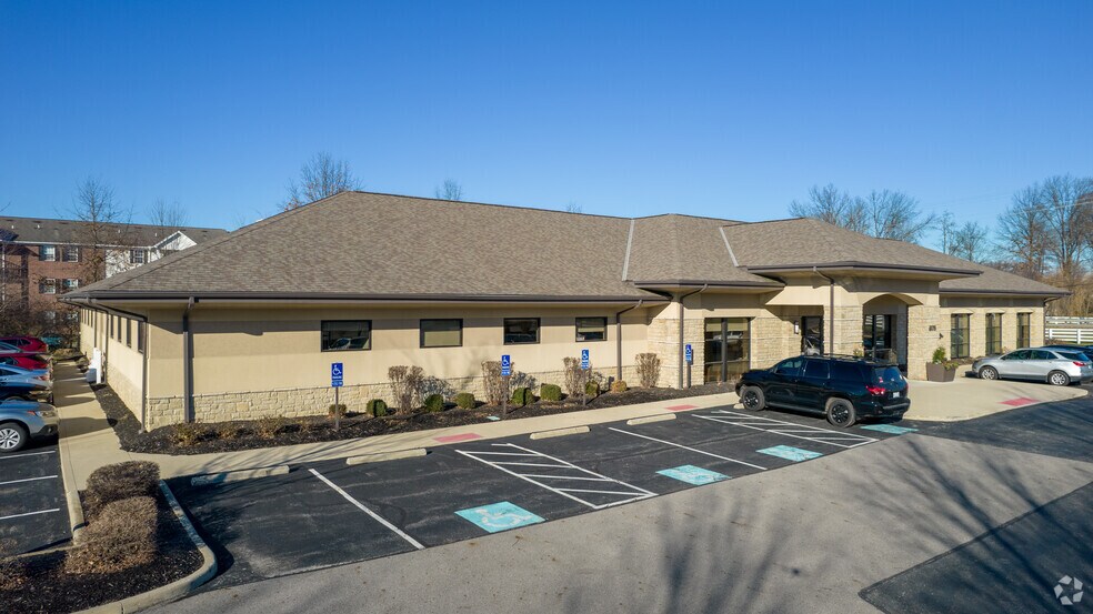 5175 Morse Rd, Columbus, OH à louer - Photo de l’immeuble – Image 1 sur 20