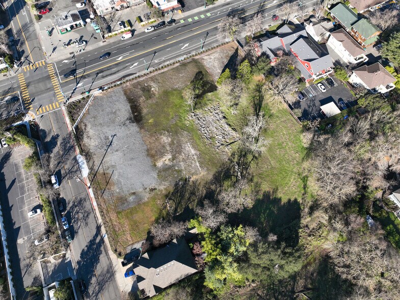 870 Broadway, Sonoma, CA à vendre - Aérien – Image 2 sur 6