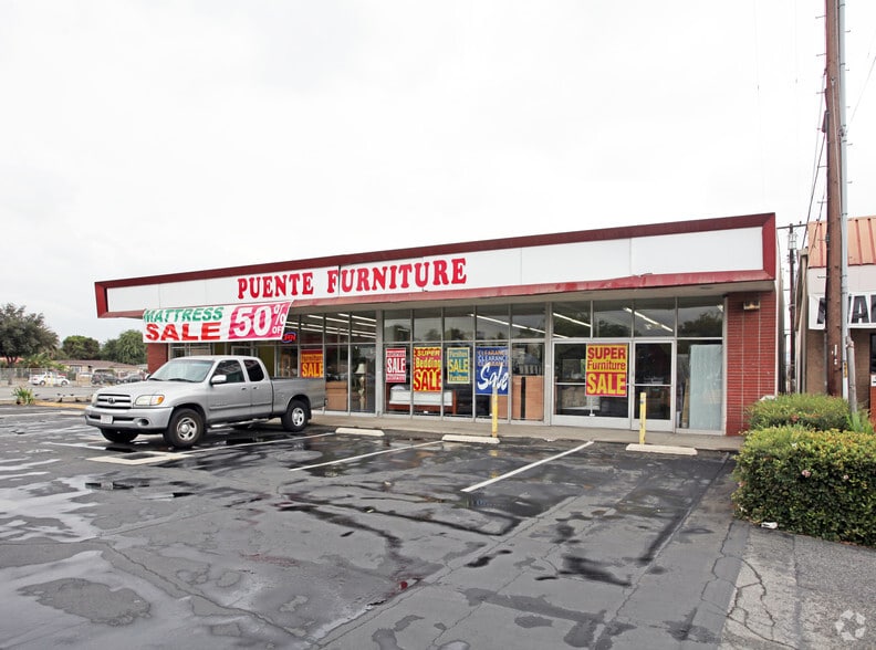 15430 Francisquito Ave, La Puente, CA à louer - Photo de l’immeuble – Image 2 sur 5