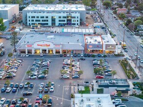 509-531 N Hollywood Way, Burbank, CA - Vue aérienne vue de carte