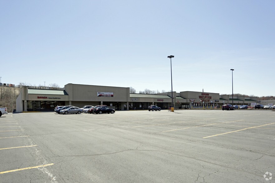 2000-2008 N Township Blvd, Pittston, PA à louer - Photo principale – Image 1 sur 4