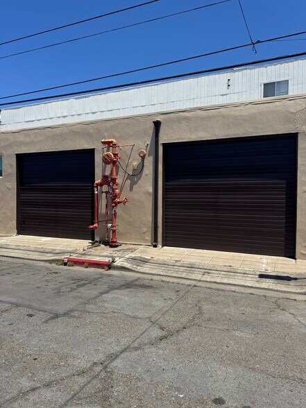 433 Dumbarton Ave, Redwood City, CA à louer - Photo de l’immeuble – Image 2 sur 10