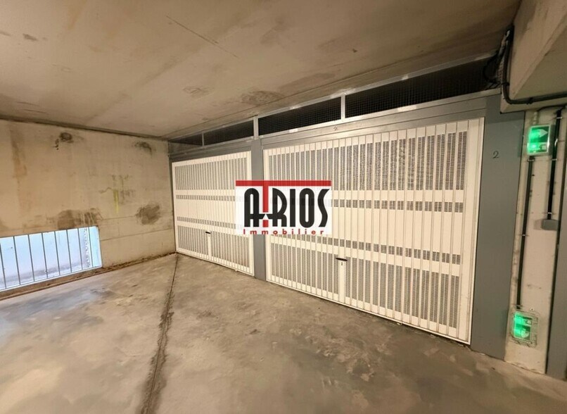 Bureau dans La Seyne-sur-Mer à vendre - Photo de l’immeuble – Image 3 sur 4