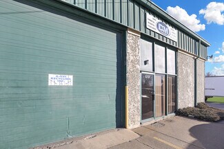 Plus de détails pour 1717-5765 NE 58th Ave, Des Moines, IA - Bureau, Industriel/Logistique à louer