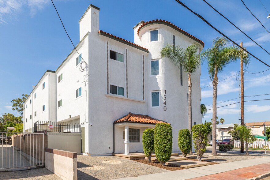1540 260th St, Harbor City, CA à vendre - Photo de l’immeuble – Image 1 sur 18