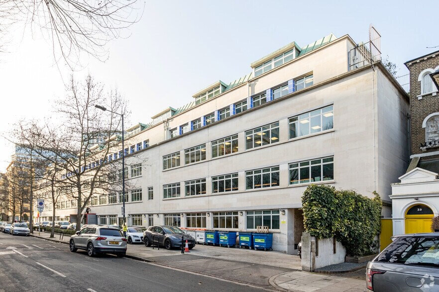 27 Hammersmith Grove, Londres à louer - Photo de l’immeuble – Image 2 sur 5