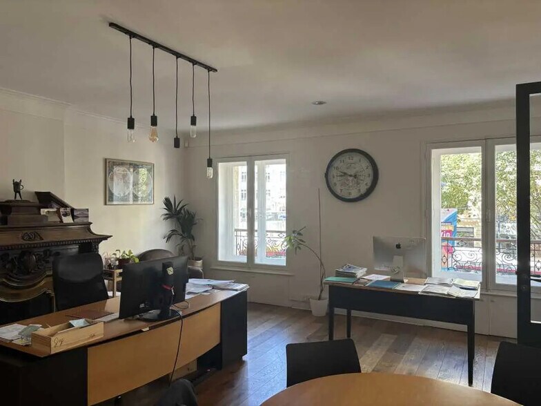 Bureau dans Bordeaux à louer - Photo de l’immeuble – Image 3 sur 12