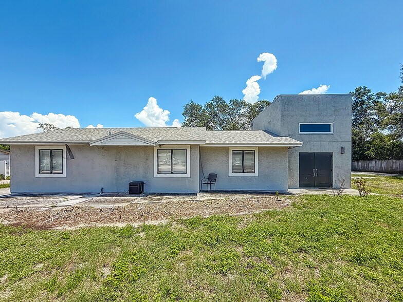 1471 S Missouri Ave, Clearwater, FL à louer - Photo de l’immeuble – Image 3 sur 37