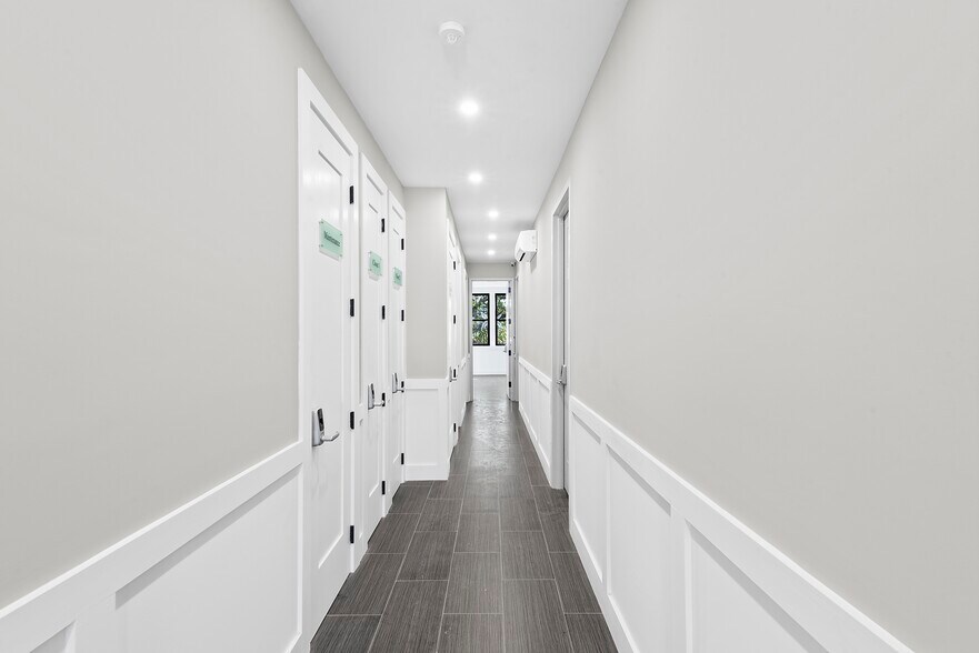 31-53 Steinway St, Astoria, NY à vendre - Photo intérieure – Image 3 sur 15