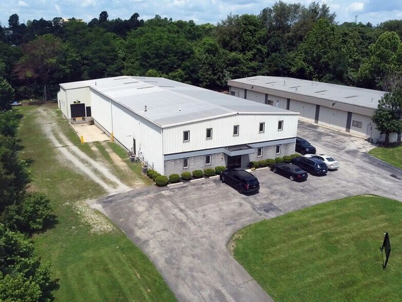 3510 Mattingly Rd, Buckner, KY à louer - Photo de l’immeuble – Image 1 sur 4