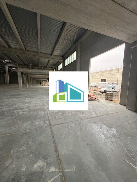 Industriel/Logistique dans La Ciotat à louer - Photo de l’immeuble – Image 1 sur 5