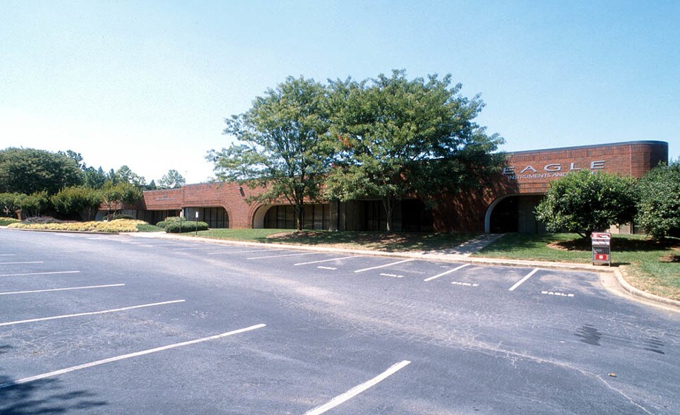 4355 International Blvd, Norcross, GA à louer - Photo de l’immeuble – Image 3 sur 13