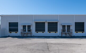Plus de détails pour 6593 Powers Ave, Jacksonville, FL - Industriel/Logistique à louer