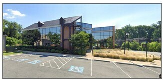 Plus de détails pour 5410 Grosvenor Ln, Bethesda, MD - Bureau à vendre