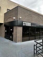 250 Steele St, Denver, CO à louer Photo intérieure– Image 1 sur 5