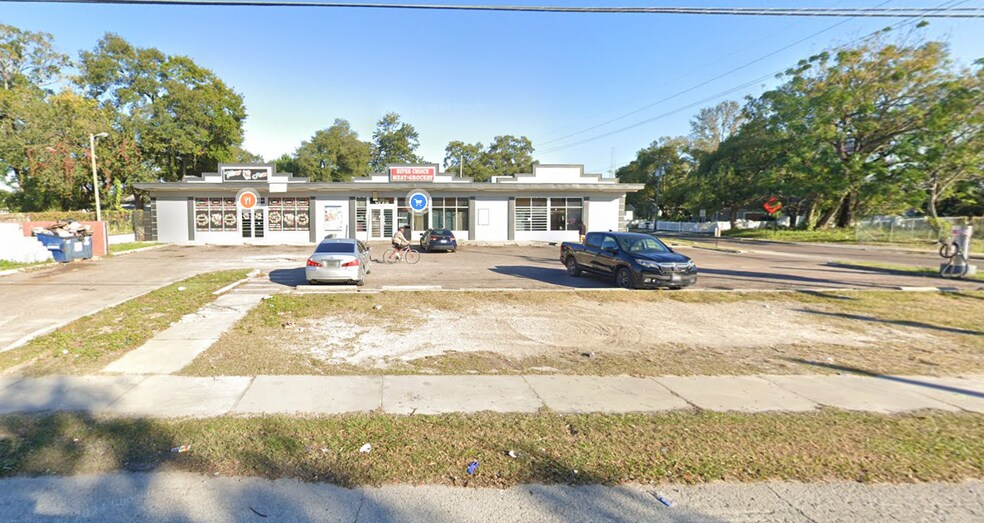 3701 N. Central Ave, Tampa, FL à louer - Photo de l’immeuble – Image 3 sur 8