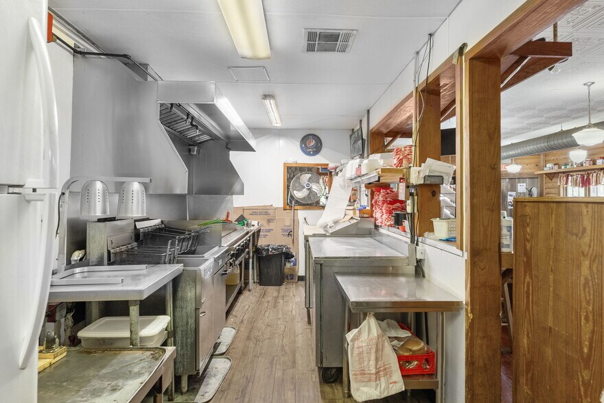 1499 N Meridian Rd, Peck, KS à vendre - Photo de l’immeuble – Image 3 sur 24
