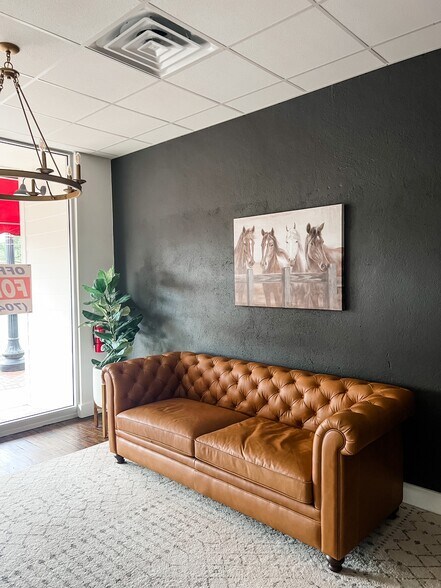 108 W Virginia Ave, Bessemer City, NC à louer - Photo de l’immeuble – Image 3 sur 55