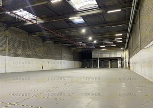 Local d’activités dans Herblay à louer Photo intérieure– Image 2 sur 11