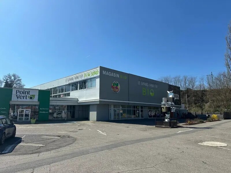 Local commercial dans Golbey à louer Photo de l’immeuble– Image 1 sur 13