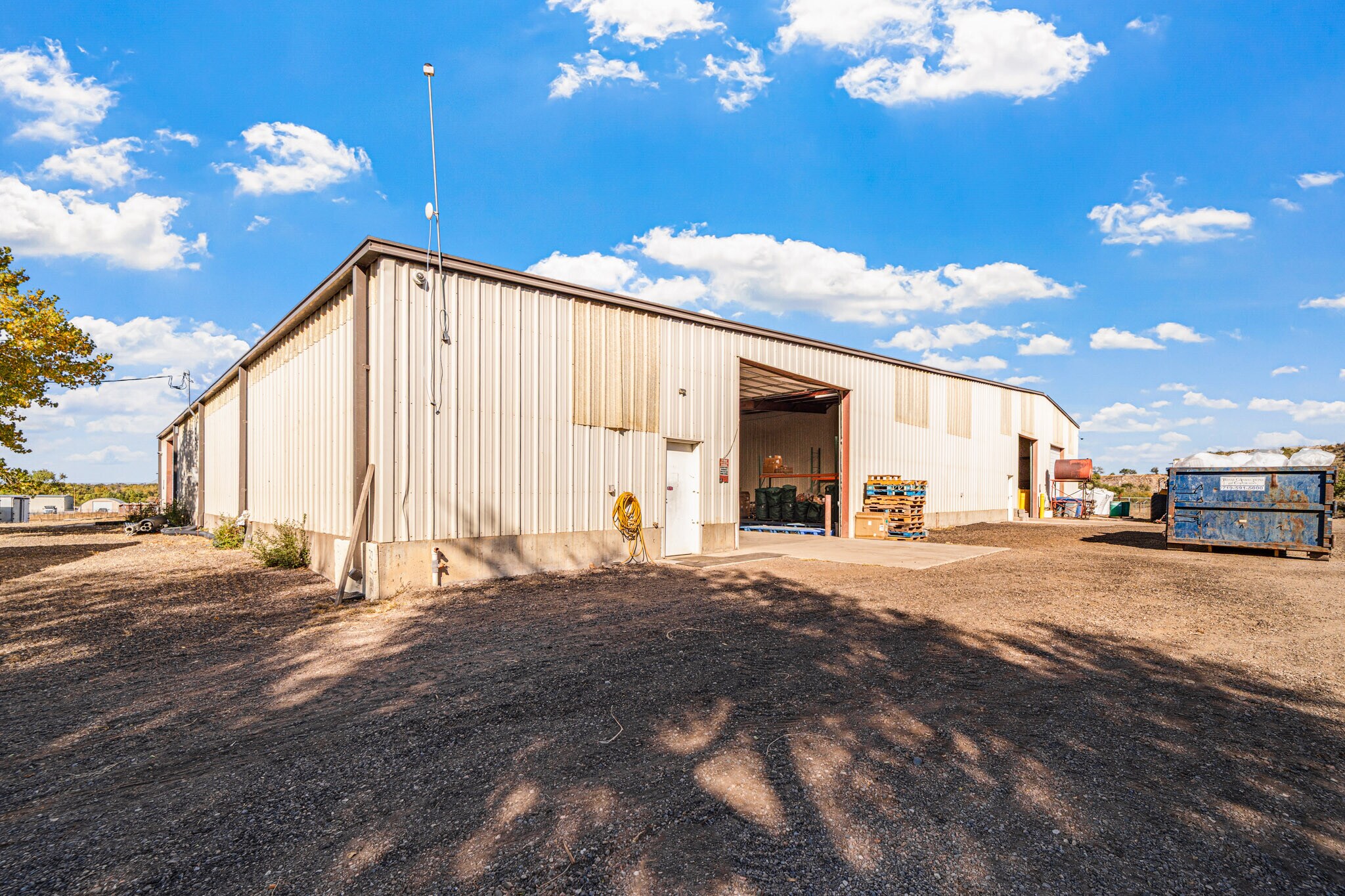 1215 Santa Fe Dr, Pueblo, CO à vendre Photo de l’immeuble– Image 1 sur 31