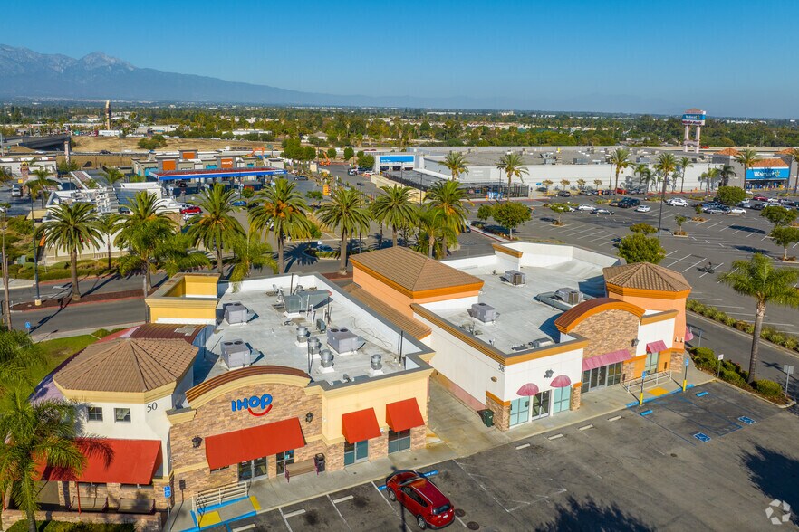 50 Rio Rancho Rd, Pomona, CA à vendre - Photo de l’immeuble – Image 3 sur 10