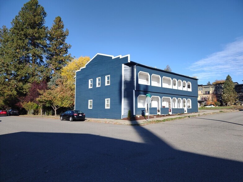 503 N 2nd St, Coeur d'Alene, ID à vendre - Photo principale – Image 2 sur 43