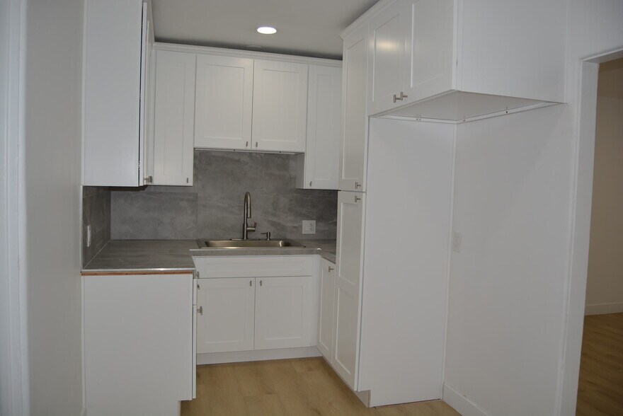 4224 Overland Ave, Culver City, CA à louer - Photo de l’immeuble – Image 3 sur 11