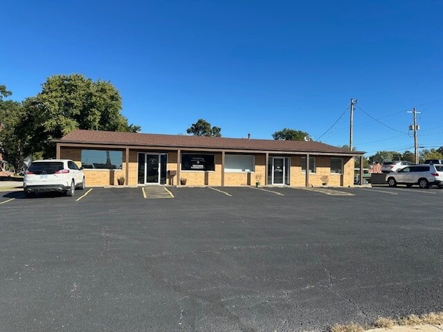 118 W Locust St, Independence, KS à vendre - Photo de l’immeuble – Image 3 sur 23