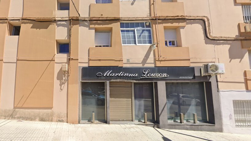 Local commercial dans Algeciras, Cádiz à vendre Photo de l’immeuble– Image 1 sur 2