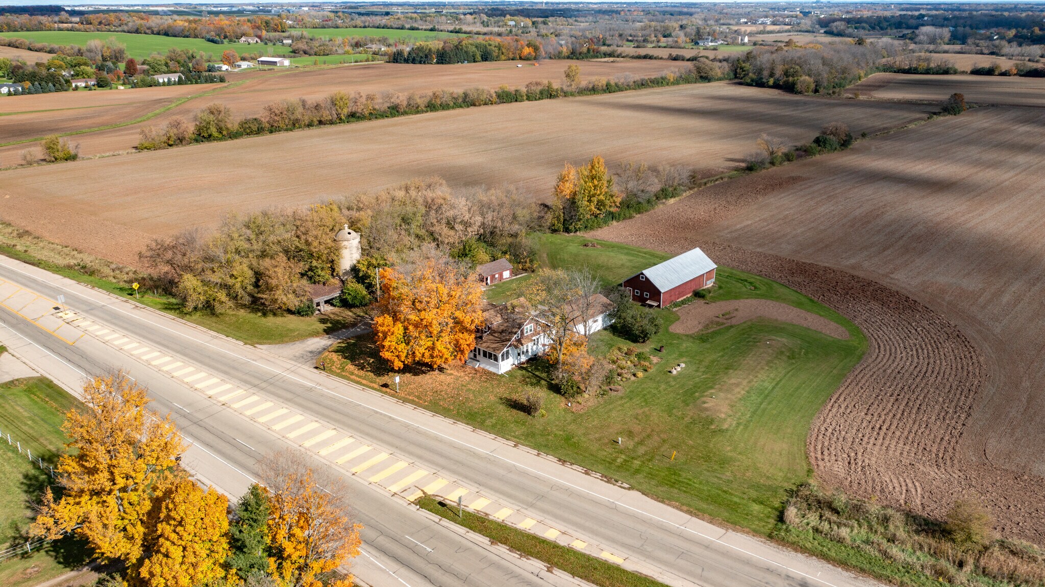 9134 Highway 76, Neenah, WI à vendre Photo de l’immeuble– Image 1 sur 20