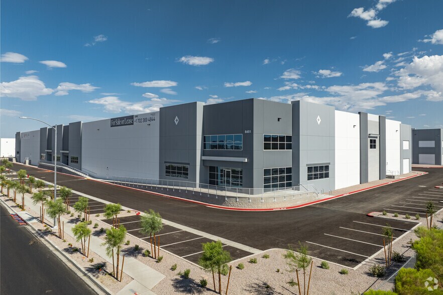 8451 W Badura Ave, Las Vegas, NV à vendre - Photo principale – Image 1 sur 1