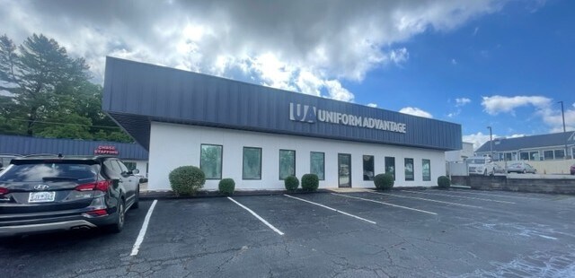 517 S Pleasantburg Dr, Greenville, SC à louer - Photo de l’immeuble – Image 1 sur 3