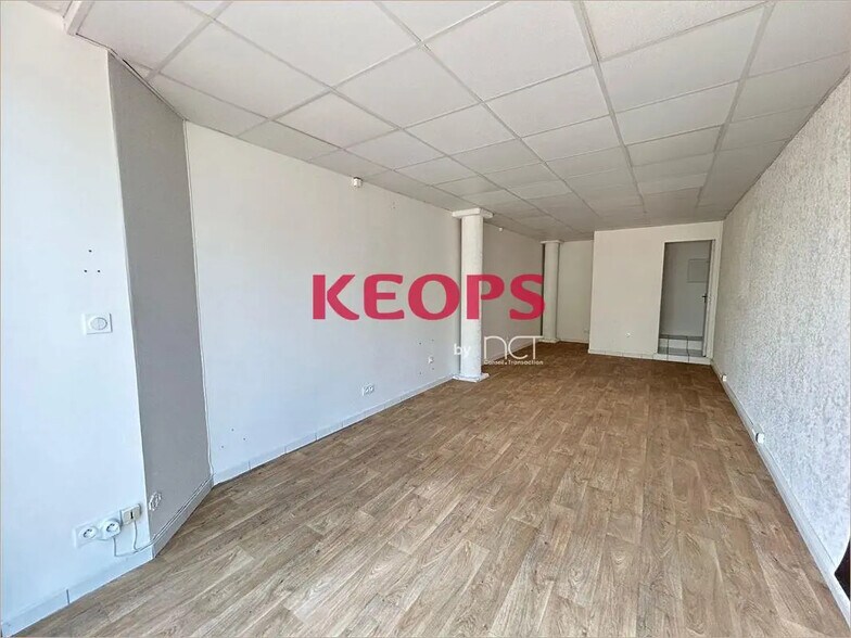Local commercial dans Saint-Alban à vendre - Photo de l’immeuble – Image 3 sur 6