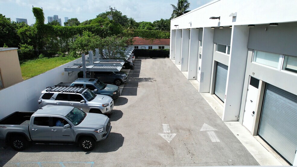 64 NW 54th St, Miami, FL à louer - Photo de la construction – Image 3 sur 10